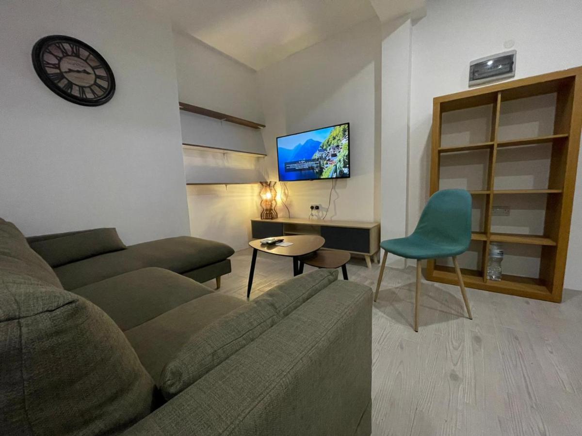 City Center Properties - Modern Room With Ac & Ensuit Bathroom - Room 1 세인트폴스베이 외부 사진