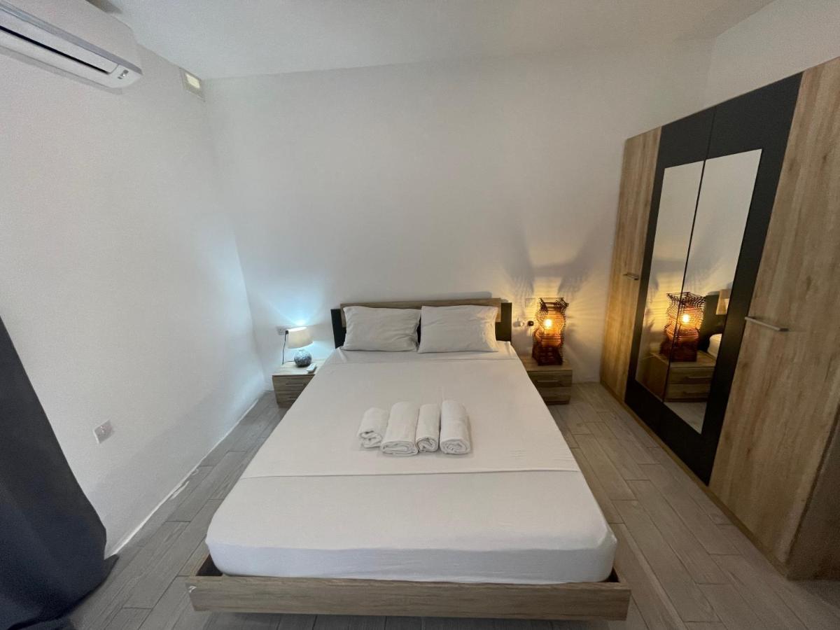 City Center Properties - Modern Room With Ac & Ensuit Bathroom - Room 1 세인트폴스베이 외부 사진