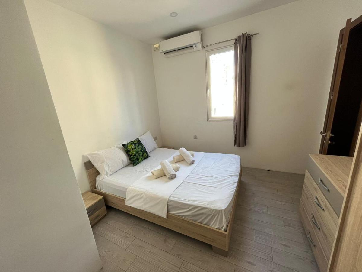 City Center Properties - Modern Room With Ac & Ensuit Bathroom - Room 1 세인트폴스베이 외부 사진